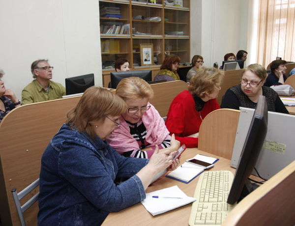 Первый курс «Мобильной азбуки» для пенсионеров стартовал в Томске